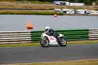 Vintage-motorcycle-club;eventdigitalimages;mallory-park;mallory-park-trackday-photographs;no-limits-trackdays;peter-wileman-photography;trackday-digital-images;trackday-photos;vmcc-festival-1000-bikes-photographs